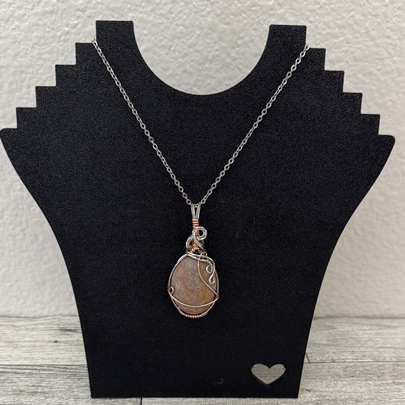Brown Stone Wire Wrapped Pendant NWOT - Picture 2 of 5